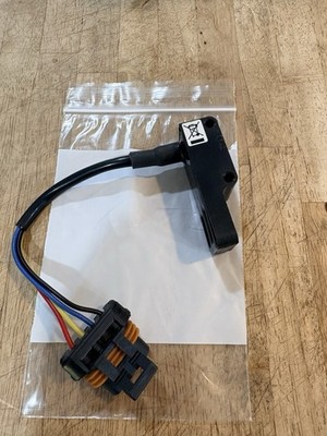 Tennant 1058687  VR Position / Throttle Sensor. Open box/New