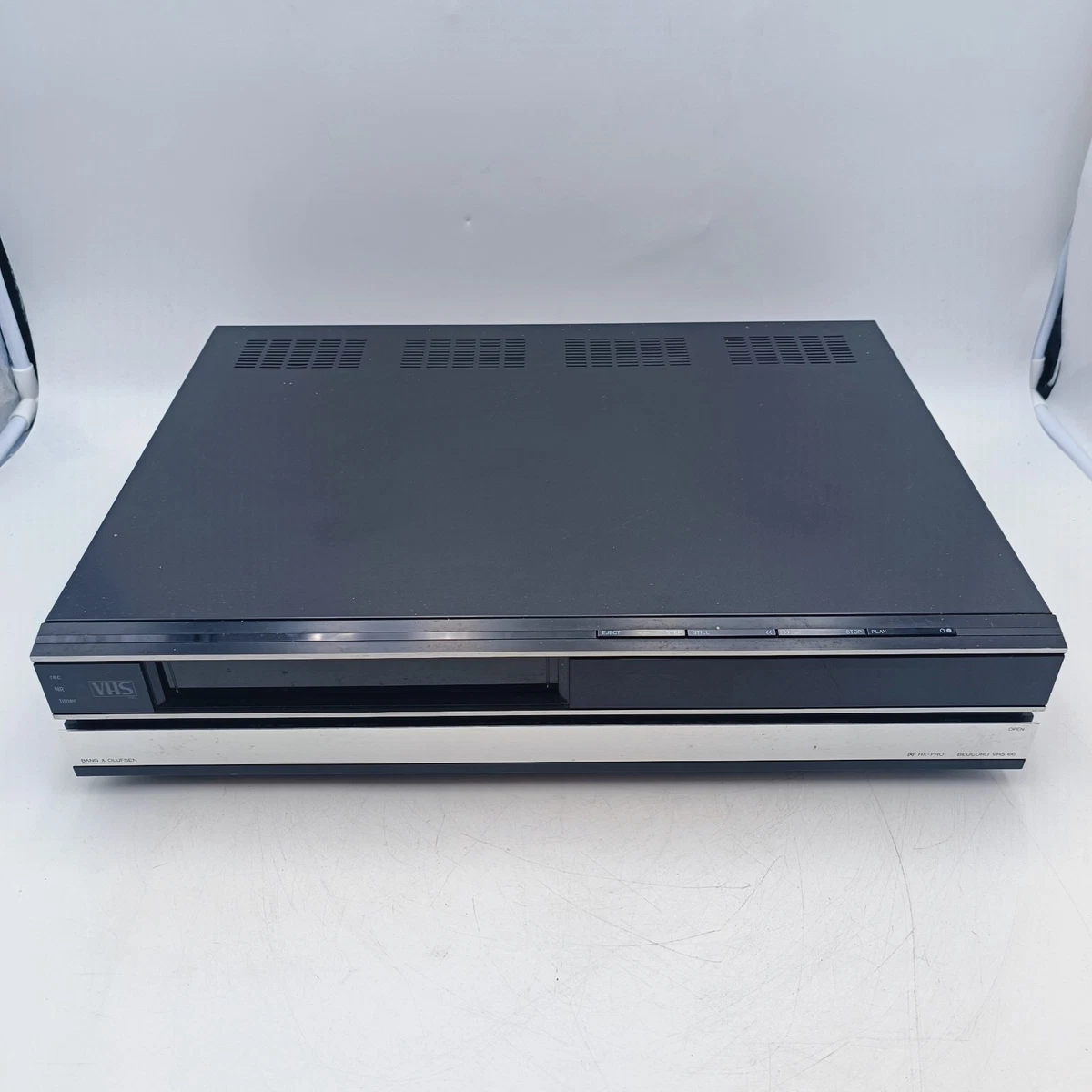 Bang & Olufsen VHS62 - VHS Recorder (Video2000 look a like