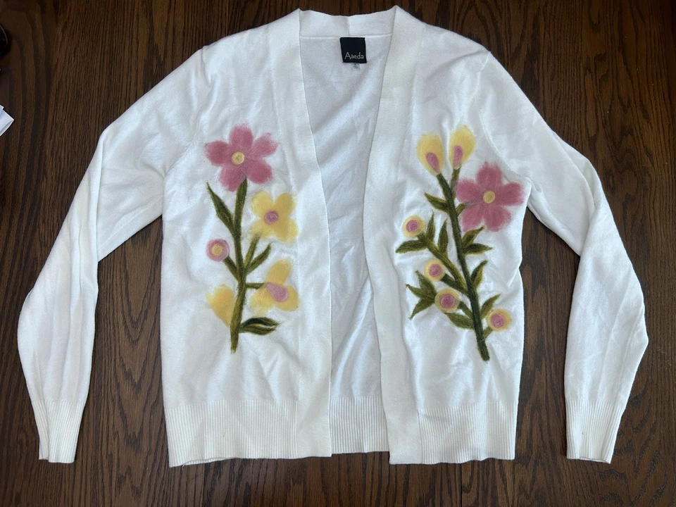 Cárdigan Aaeda Costuras Florales Talla S Amarillo Rosa Abuela Hada Foto 2 de 4