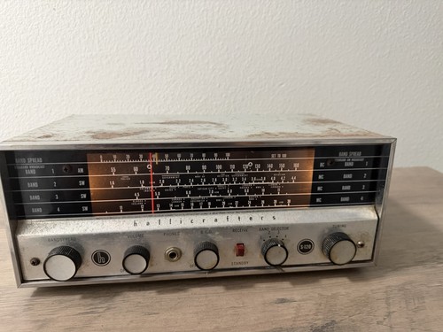 Vintage Hallicrafters S-120 Shortwave Tube Radio Receiver.