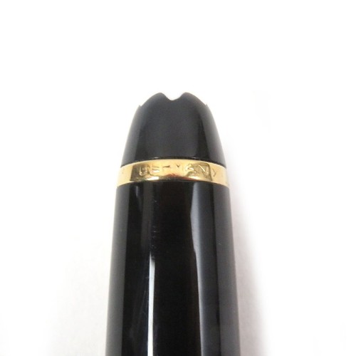 Montblanc Meisterstuck Classic Pix 14K F nib, capped, black, gold, GERMANY - Picture 9 of 10