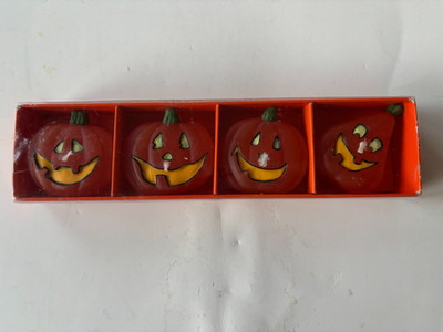 The White Barn Candle Company Jack O Lantern Floating Candles