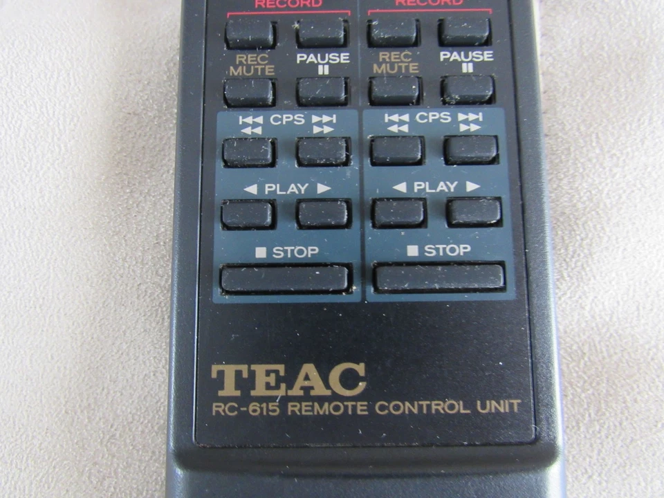 Télécommande d'origine TEAC RC-615 pour platine cassette - Photo 3/4
