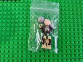 LEGO STAR WARS X2  MINIFIGURES  NEW FROM RETIRED,SEALDED MOS EISLY CANTINA ...