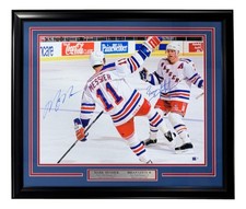 Mark Messier Cards, Rookie Cards and Autographed Memorabilia Guide 39