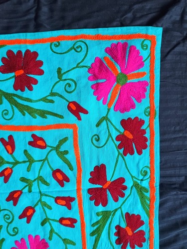 Hand Embroidered Suzani Throw Traditional Bedspread Tapestry Throw Wall Hanging - Picture 7 of 12