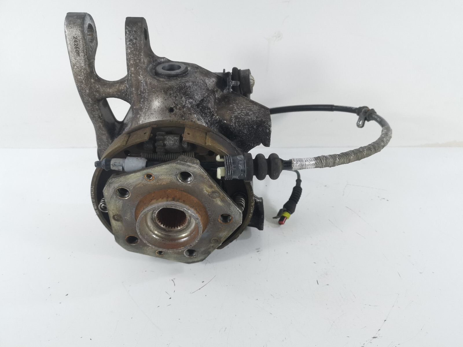 11-19 Maserati GranTurismo S M145 Rear Left Side Spindle Knuckle Hub OEM
