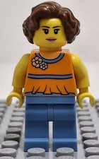 Lego Girl Minifigure Blue & Orange Flower Halter Top Shirt Side Part Wavy Hair