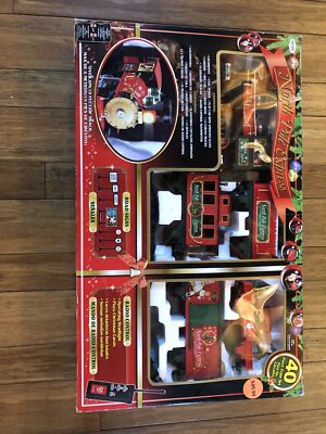 40 PIECE Vintage Eztec NORTH POLE EXPRESS Christmas Train Set W