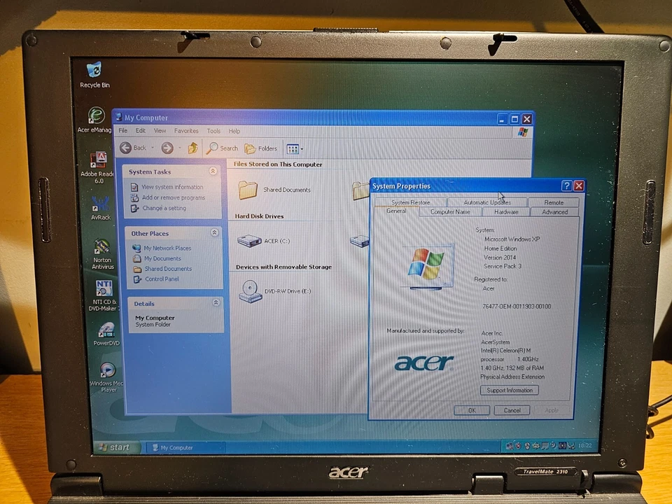 15" Acer TravelMate 2312LM_L Celeron 1.4GHz 256MB 40GB Windows XP Vintage Laptop - Image 2 of 4