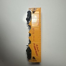 HO Scale TYCO Open Bay Hopper Union Pacific UP 62040 Yellow Model Freight Car