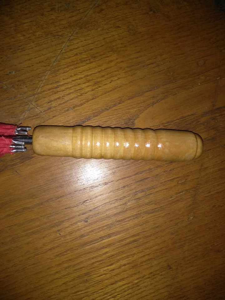 Circus Fliegenpilz Schirm Regenschirm Zirkus unter Wasser Cirque Circo Flußpferd - Bild 2 von 4