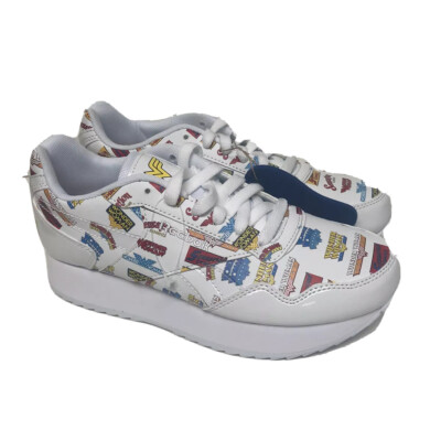 DC Comics Wonder Woman Retro Logo White Nurse Running Sneakers Reebok New 