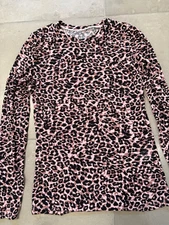 NWOT cuddl duds smooth stretch RETIRED leopard design layering top MEDIUM