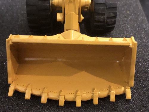 Classic Construction Models CCM CAT Caterpillar 992G Wheel Loader Brass - 1:87 - Picture 7 of 23