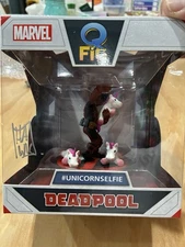 Marvel Deadpool Unicorn Selfie Q-Fig Max Toons Figure - Brand New