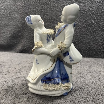 Sammlerstück Porzellan blau + weiß Dame & Herr tanzende Figur 7,5'' (2 verfügbar)