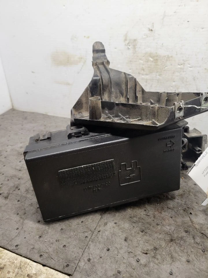 Motor de caja de fusibles compatible con 07-11 Ranger 1455940 Foto 3 de 4