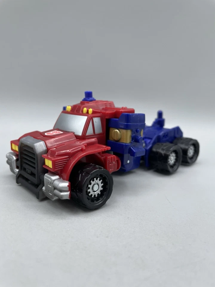 Transformers Armada 2002 Deluxe Class Optimus Prime w/ Over Run MiniCon Complete - Image 4 of 4