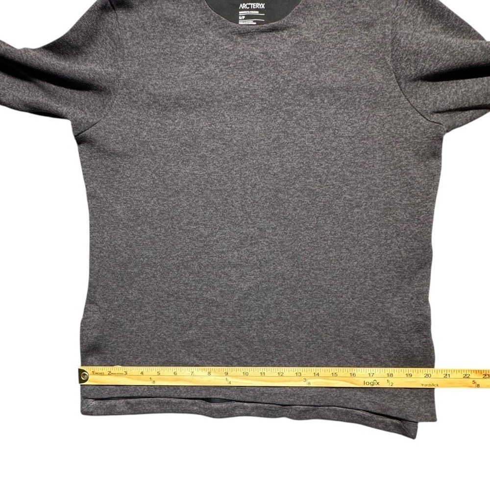 Arc'teryx Laina Sweater Womens Small Gray Cozy Technical Mid Layer Hiking Travel thumbnail 8