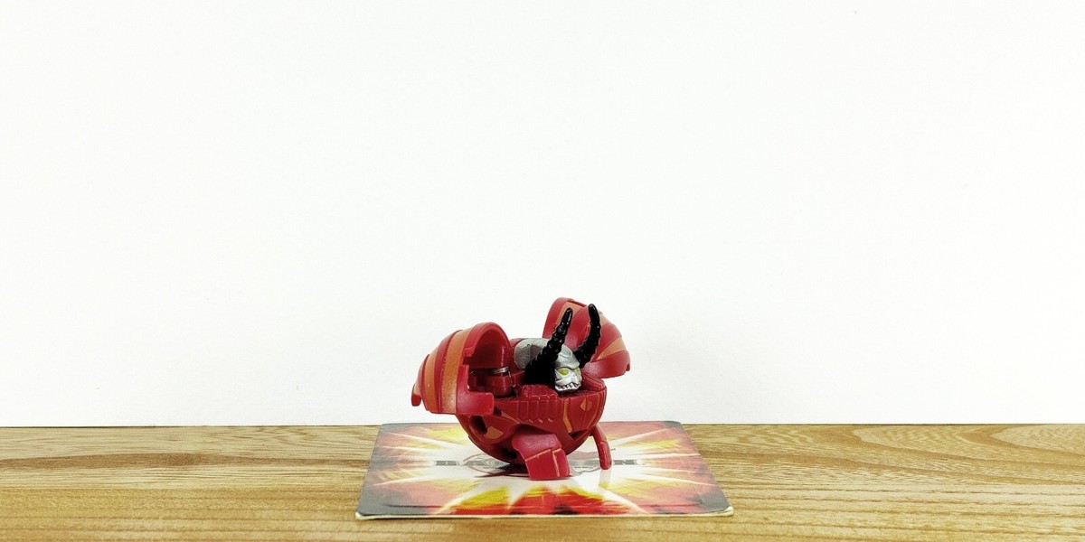 VHTF BAKUGAN B2 Pyrus GARGONOID 520G Spin Master/Sega Toys VHTF BAKUGAN B2 Pyrus GARGONOID 520G Spin Master/Sega Toys