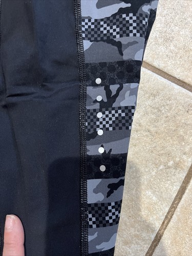 Woman’s Nike Dri Fit Black Gray Camo Crop Leggings-Small-EUC! - Picture 15 of 15