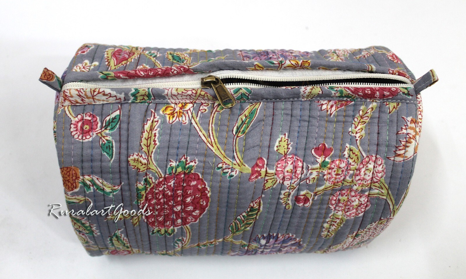 1 PC Large Size Toiletry Travel Bag Quilted Makeup Bags Girls Makeup Bag