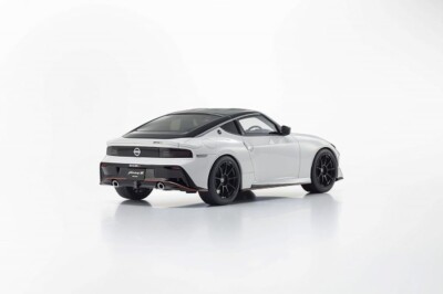 KYOSHO samuraiフェアレディZ Kyosho samurai 1/18 Nissan Fairlady Z NISMO 2024 KSR18062W White