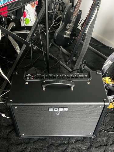 Boss Katana 100 MKII 100W Guitar Amplifier combo -with pedal board Black - Picture 5 of 10