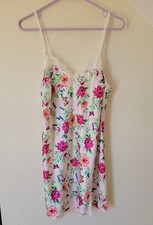 Victoria Secret Slip Nightie Flowers Butterflies Lace Detail Size L