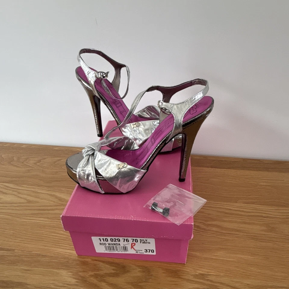 Red or Dead Rod Wanda Silver Fabric Strappy Open Toe High Stiletto Heels UK 4 - Image 3 of 4