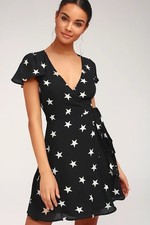 Lulus Star Struck Love Printed Wrap Mini Dress Women S Black
