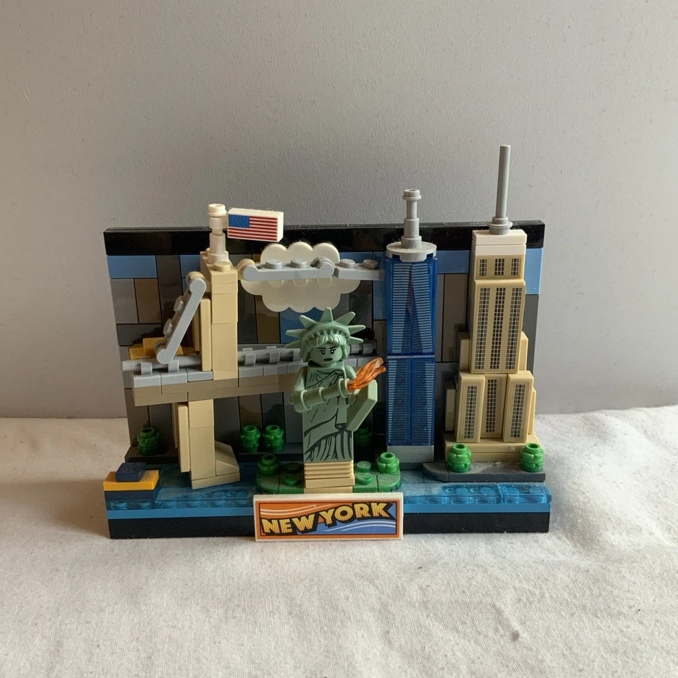 LEGO Creator 40519 New York Postcard