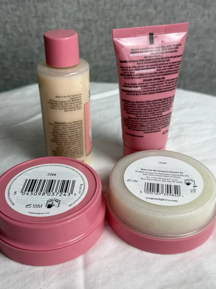 Soap & Glory Set -Righteous Butter, Clean On Me, Scrub Your Life, Magnificoco - Image 2 of 2