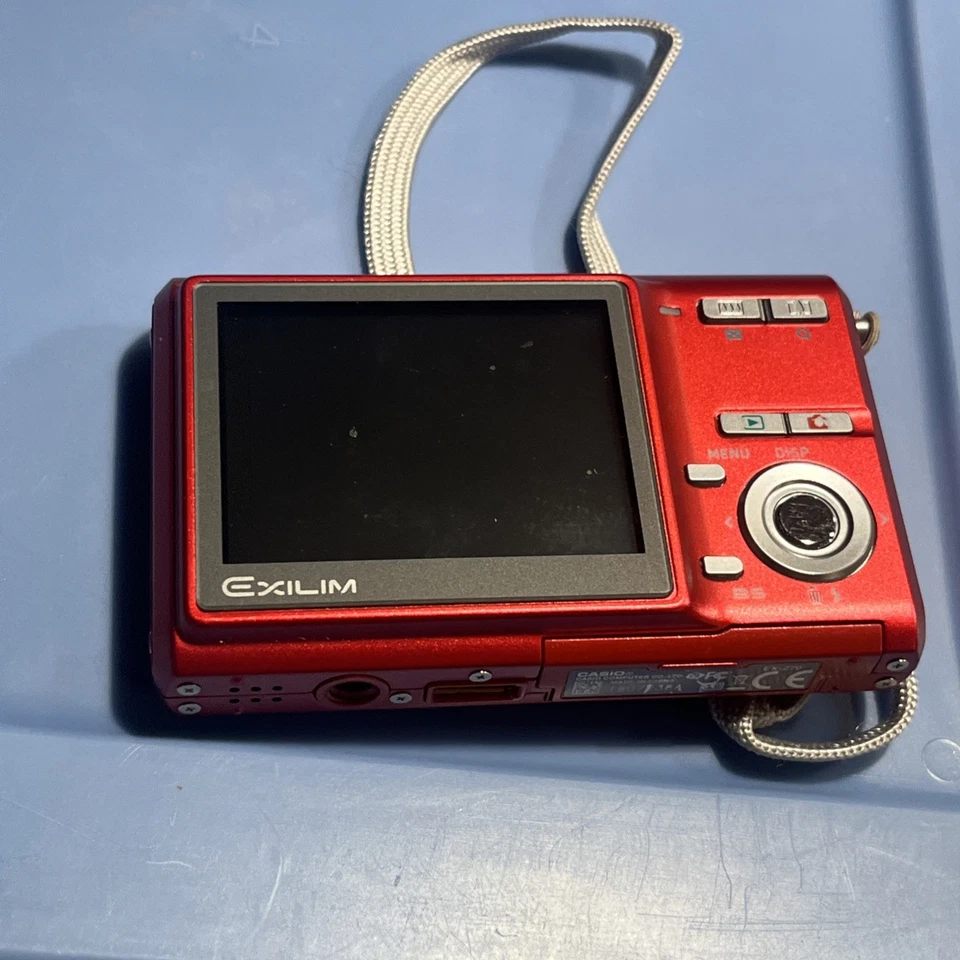 Vintage Casio Exilim EX-Z75 Camera - 7.2MP, 3x Opt Zoom, Works/Tested RED - Image 2 of 4