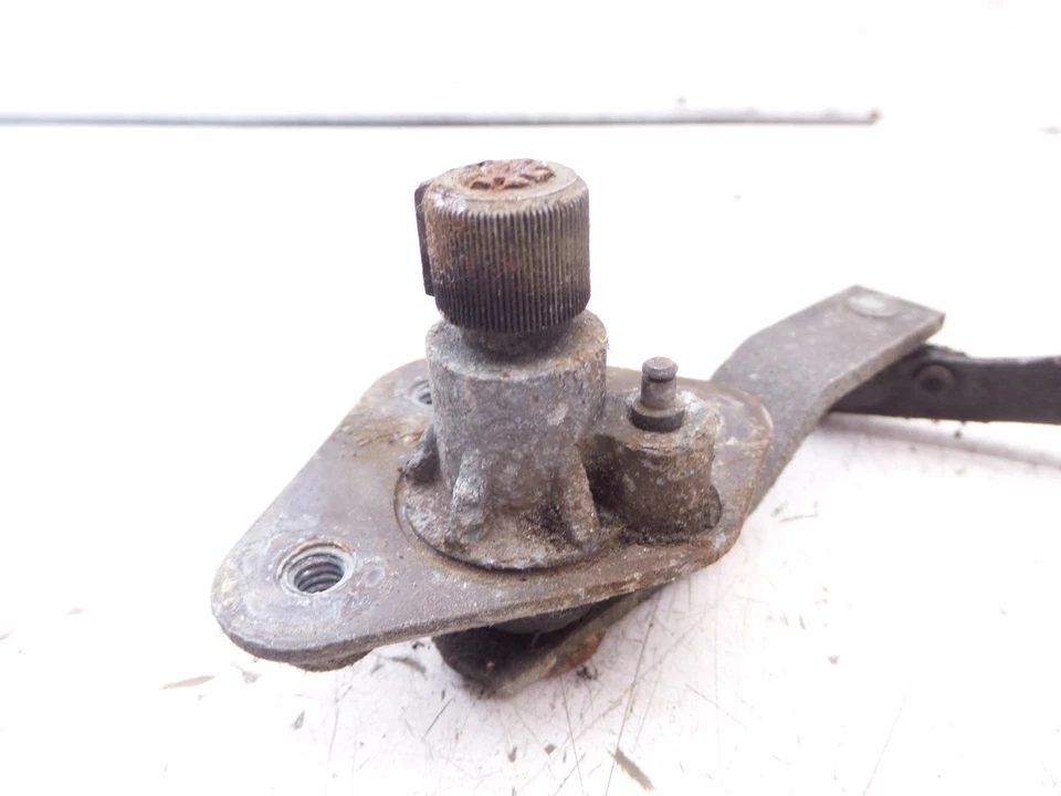 70-81 Camaro Firebird Concealed Windshield Wiper Transmission Linkage Original - Image 2 of 4