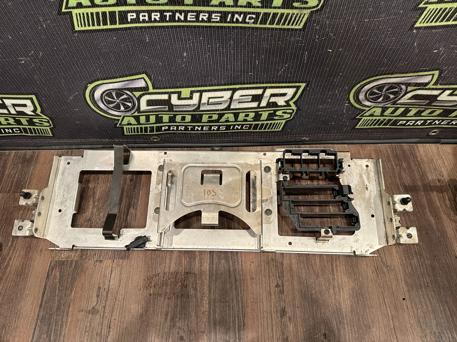 2021 AUDI R8 INTERIOR REAR MODULE BRACKET OEM 4S0 035 547