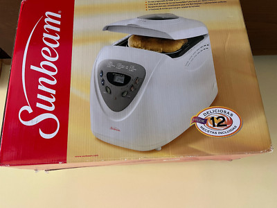 Sunbeam bread maker 5891, used with original box and manual