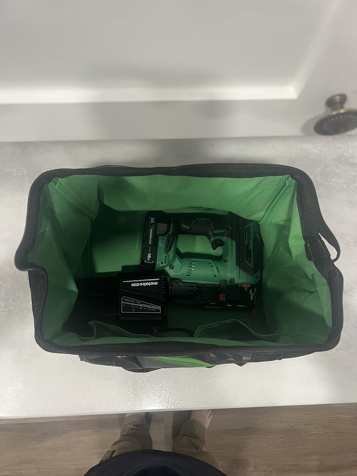 Metabo HPT NP18DSALM 18V Cordless 13/8 in. 23Gauge Pin Nailer Kit