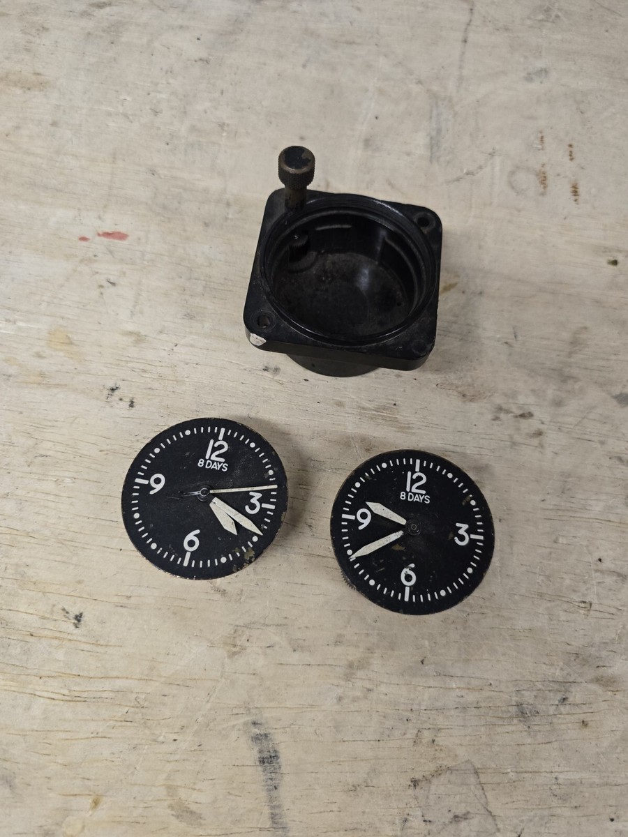 Waltham Watch Days Clock AN-5743-L2 Navy Aviation Aircraft