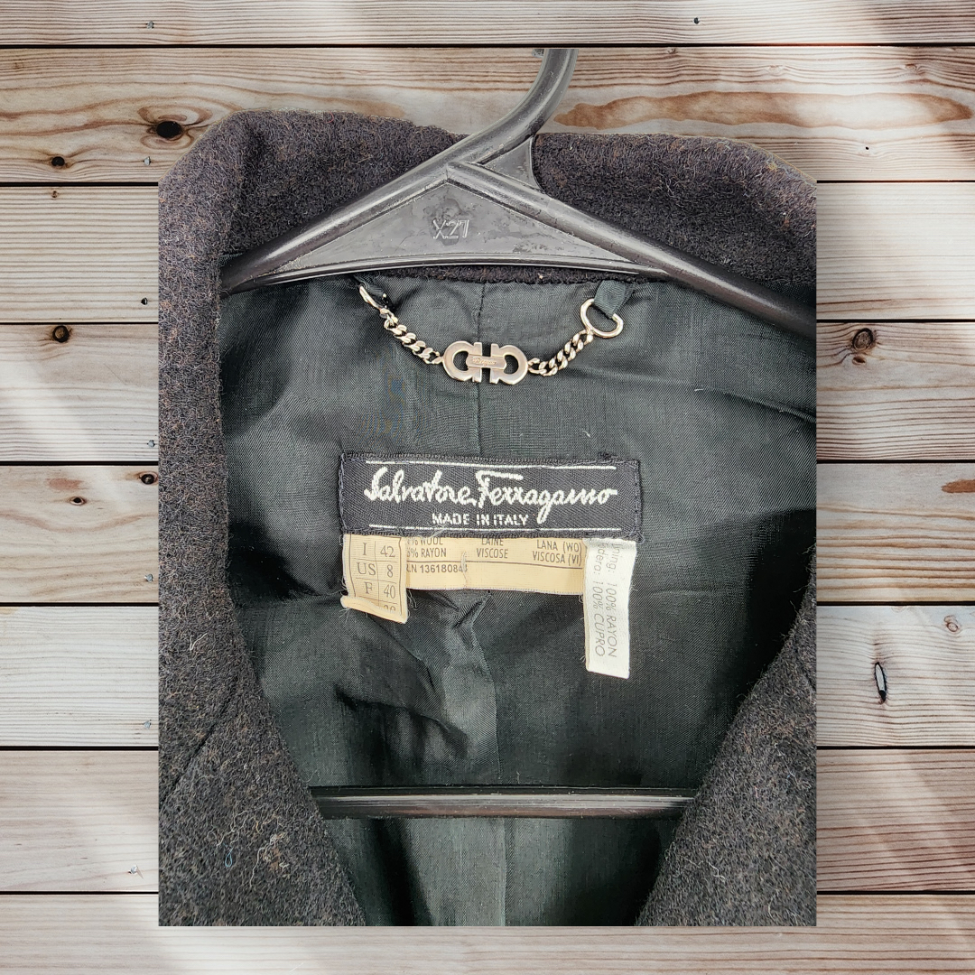 Vintage Salvatore Ferragamo Trench Coat Womens 6 Wool Button Vintage Salvatore Ferragamo Trench Coat Womens 6 Wool Button