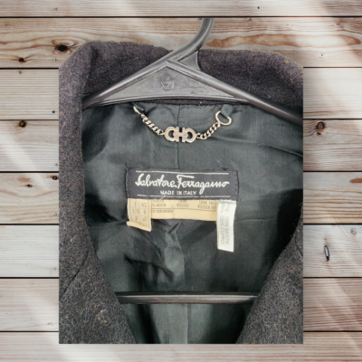 【vintage】Salvatore Ferragamo Aラインジャケット42 il_fullxfull.6932671284_muf8.jpg