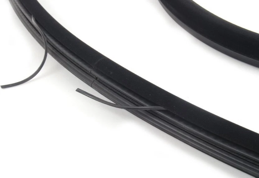 1 tira de sellado de goma trasera izquierda o derecha para BMW F10 520i 528i 530i Foto 2 de 4