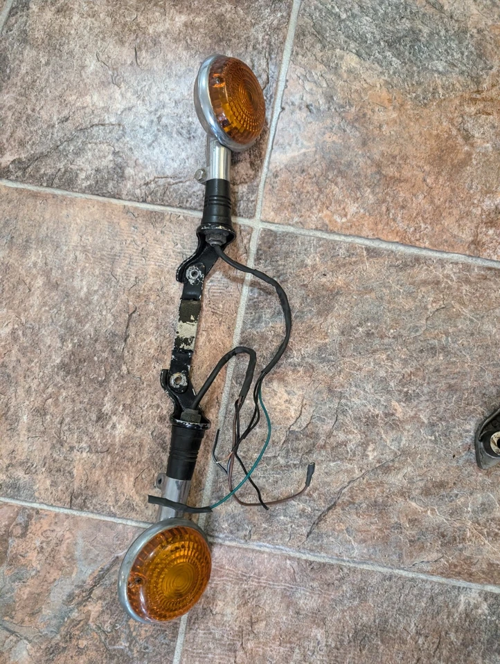 Yamaha Virago 1100 XV1100 1992 intermitentes delanteros izquierdo derecho luces indicadores Foto 3 de 4