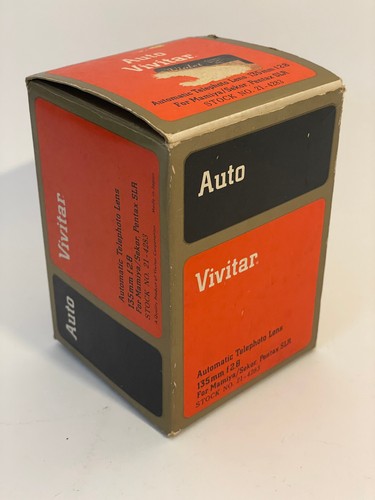 Mamiya Vivitar 135mm f/2.8 Lens - Near Mint - W/ Leather case and original box - Picture 9 of 10