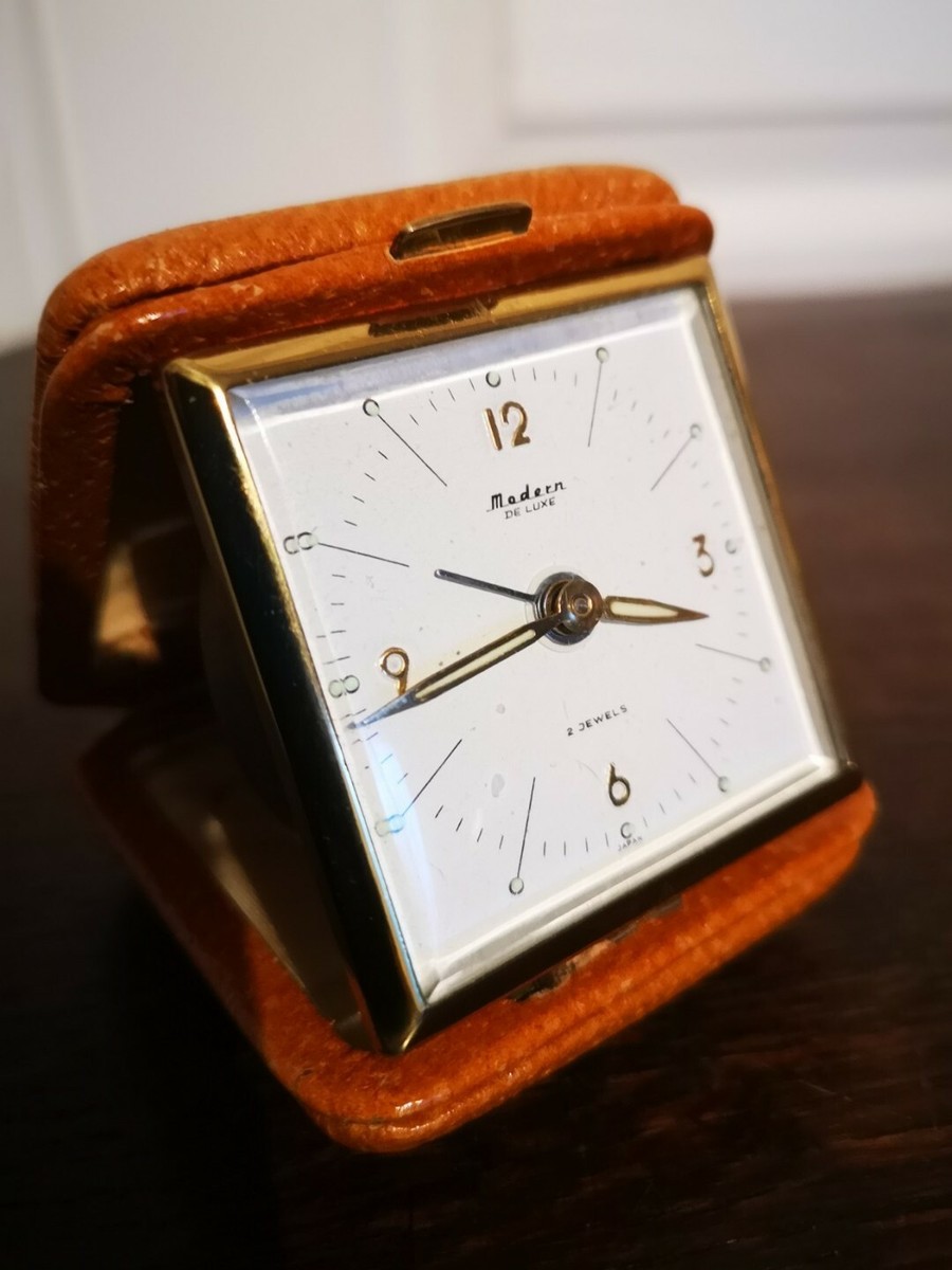 Réveil De Voyage Vintage DOGMA - Mécanique, à Clapet, Laiton, Années 50, état Correct