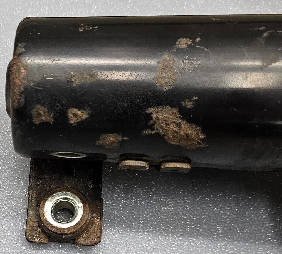 Дополнительный насос вакуумного клапана тормоза 03–06 Silverado Sierra Tahoe Yukon - Изображение 2 из 4