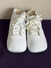 Vintage White Leather Lace Up Baby Shoes Everyday Classic Style Soft Sole
