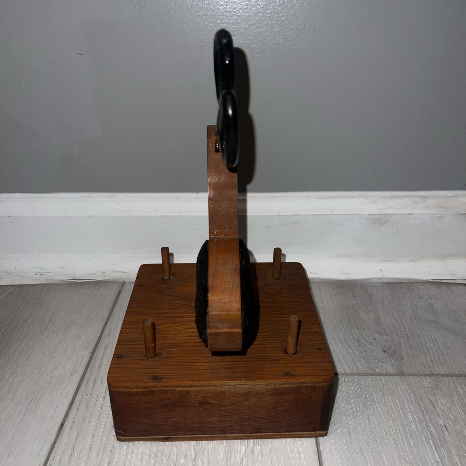 Vintage Wooden Bird Duck Sewing Caddy w/ Drawer, Scissors & Pin Cushion Beauty