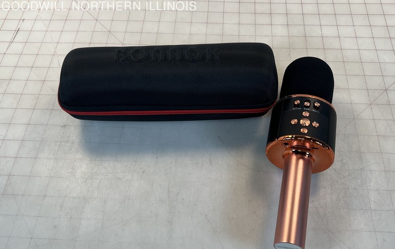 Bonak Wireless Bluetooth Karaoke Microphone w/ Case